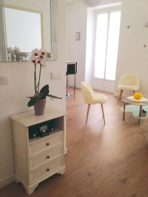 #28 1 Bdr Flat Ac Balcony Hper Central 10Mins To Beach & Old Town Nice Bagian luar foto