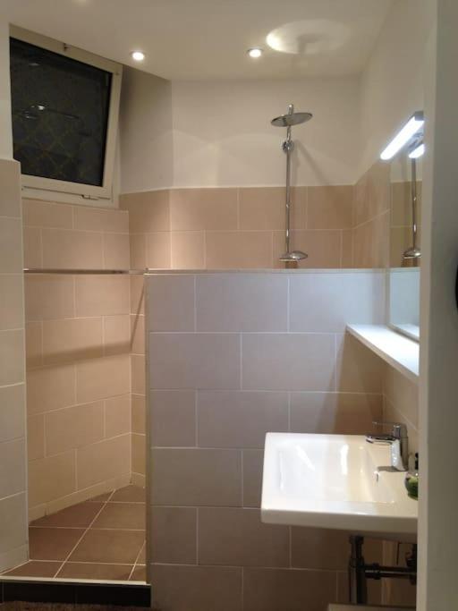#28 1 Bdr Flat Ac Balcony Hper Central 10Mins To Beach & Old Town Nice Bagian luar foto